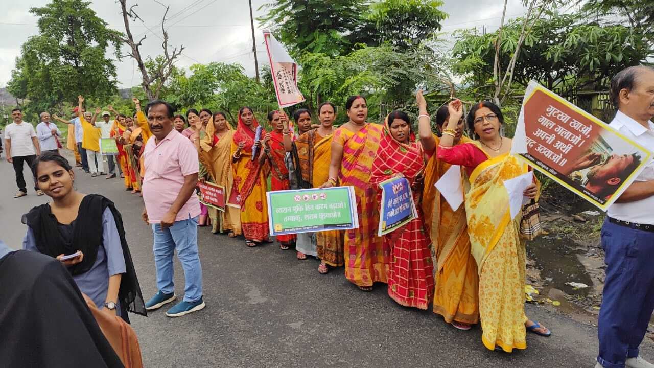 Bokaro News : गायत्री परिवार ने निकाली नशा मुक्ति रैली