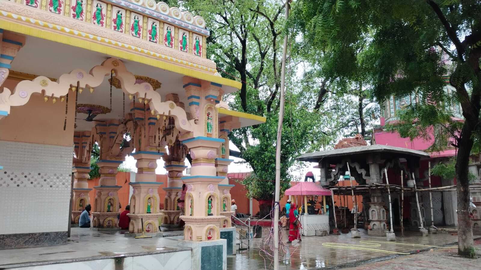 मिर्जाचौकी शिव मंदिर में इस बार बैरिकेडिंग की व्यवस्था