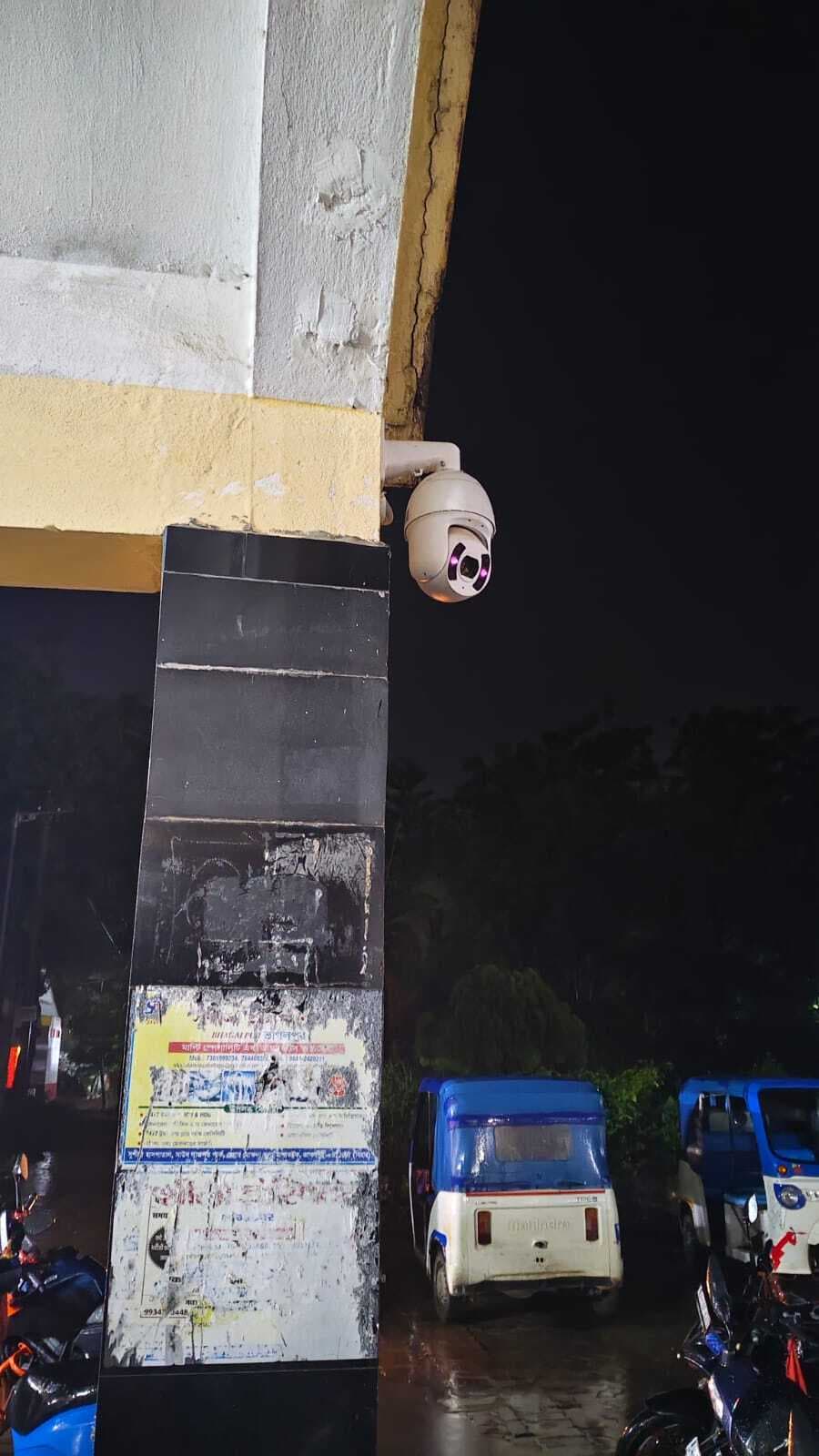 तीनपहाड़ सीसीटीवी स्टेशन पर एक्टिव हुए सीसीटीवी कैमरे