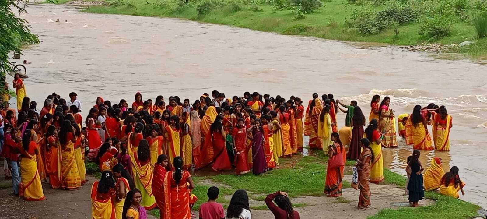 Chaibasa News : परिवार की सुख-समृद्धि की कामना हुई