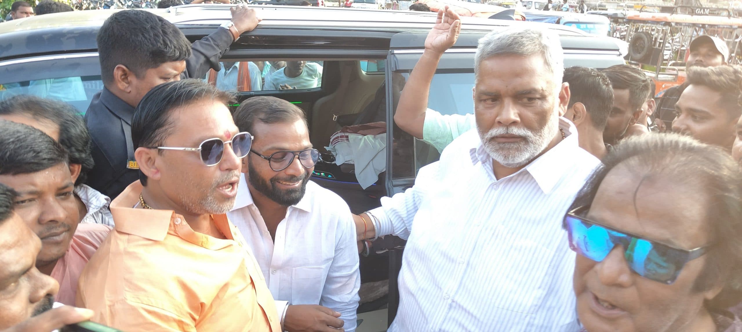 पूर्णिया सांसद पप्पू यादव पहुंचे झाझा, समर्थकों ने किया स्वागत