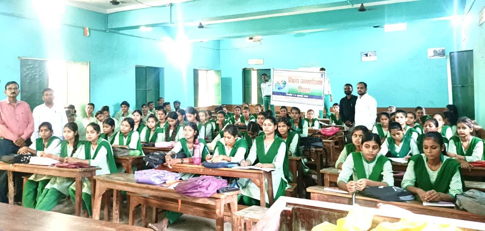 युवाओं को सशक्त बनाकर जनसंख्या संतुलन की दिशा में प्रेरणा देने का प्रयास