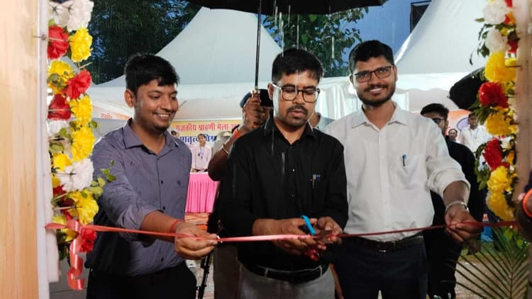 Deoghar News : श्रावणी मेला के लिए हाइटेक मीडिया सेंटर का डीसी ने किया शुभारंभ