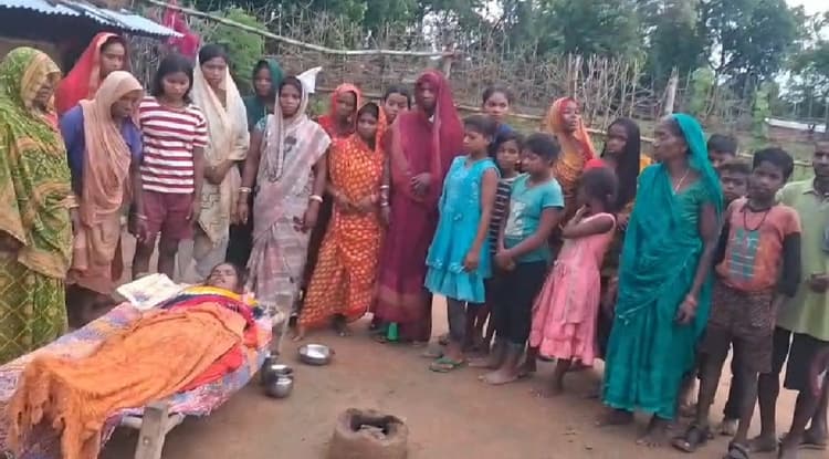 वज्रपात की चपेट में आने से एक महिला की मौत