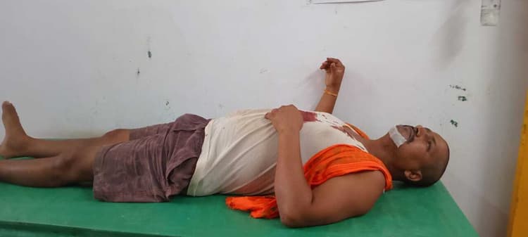 पीपरा गांव में वर्चस्व को लेकर दो पक्षों के बीच हिंसक झड़प, तीन जख्मी