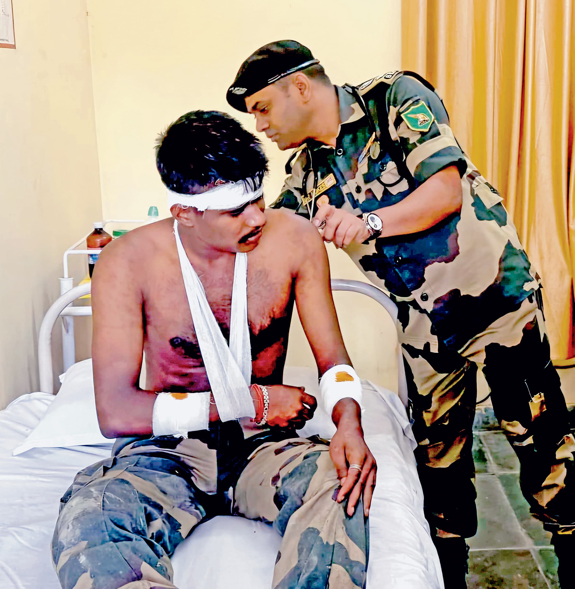 बीएसएफ जवान पर घुसपैठियों का हमला