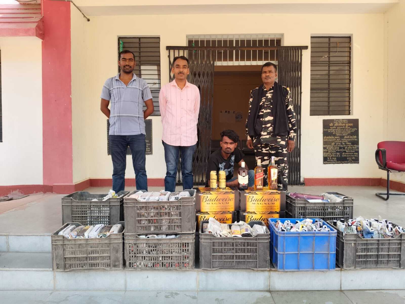 लग्जरी कार से 192 लीटर विदेशी शराब बरामद, एक तस्कर गिरफ्तार