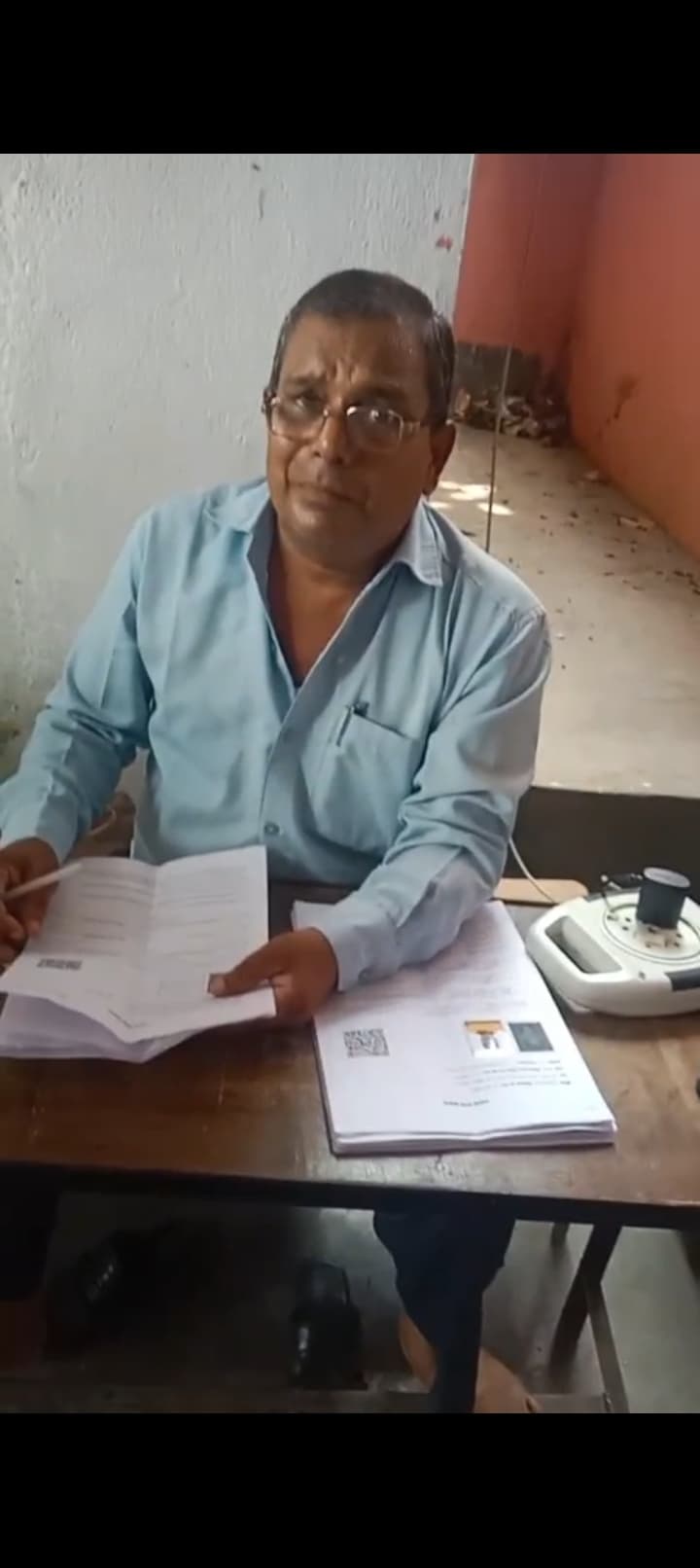 रिश्वत लेने के आरोप में बीएलओ पर केस दर्ज