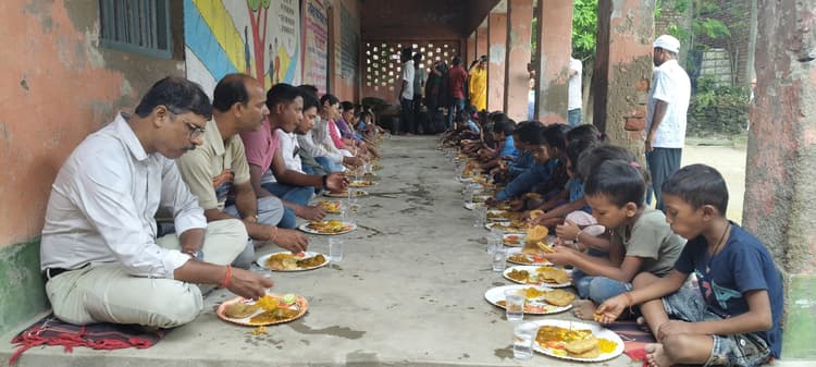 भाजपा नेता के स्व पिता को दी श्रद्धांजलि