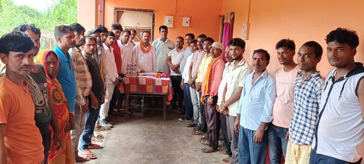 आमजन के जीवनस्तर में सुधार करना बीस सूत्री का लक्ष्य : संतोष
