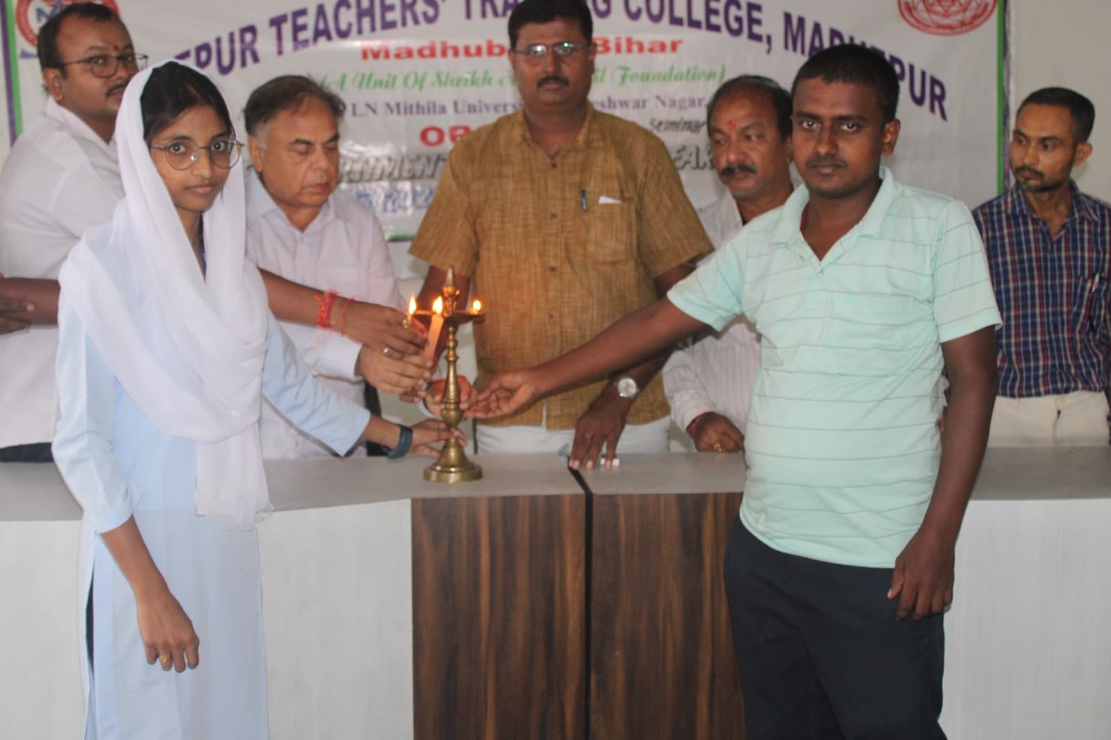 Madhubani News : सामाजिक कल्याण में सरकार की भूमिका विषय पर संगोष्ठी का आयोजन