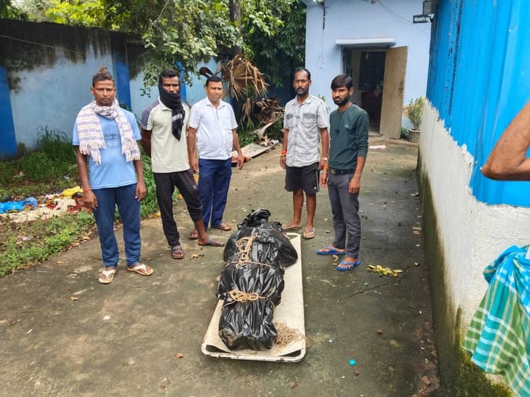 दो दिनों से लापता वुद्ध का शव बरामद, सकरी नदी में डूबने से हुई थी मौत