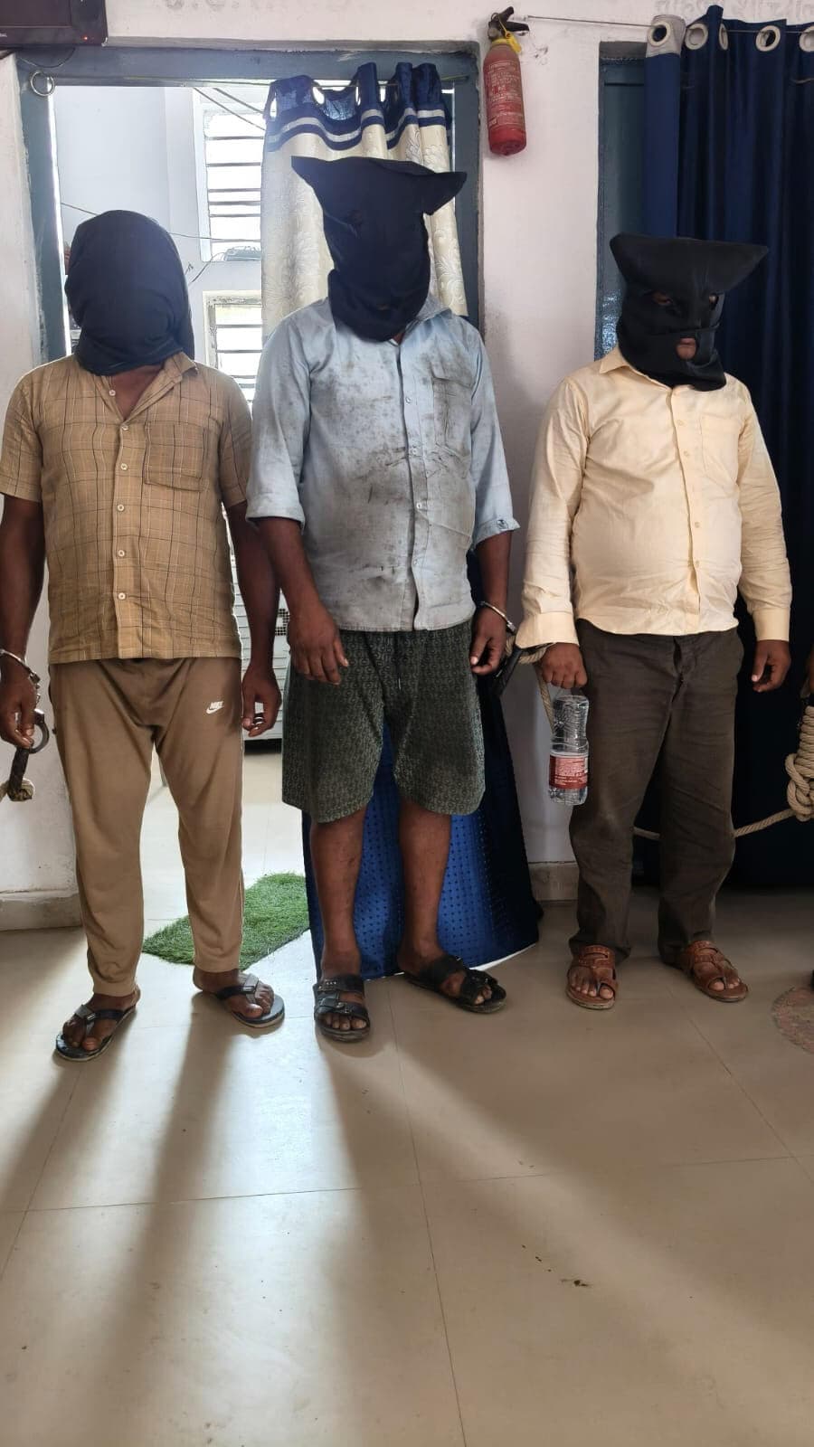 Darbhanga News: अंतरजिला चोर गिरोह के तीन सदस्यों को पुलिस ने किया गिरफ्तार