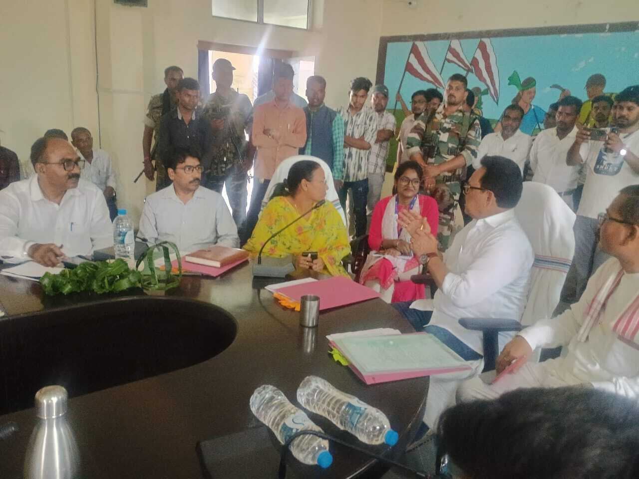 विकास योजनाओं को धरातल पर उतारें : सांसद