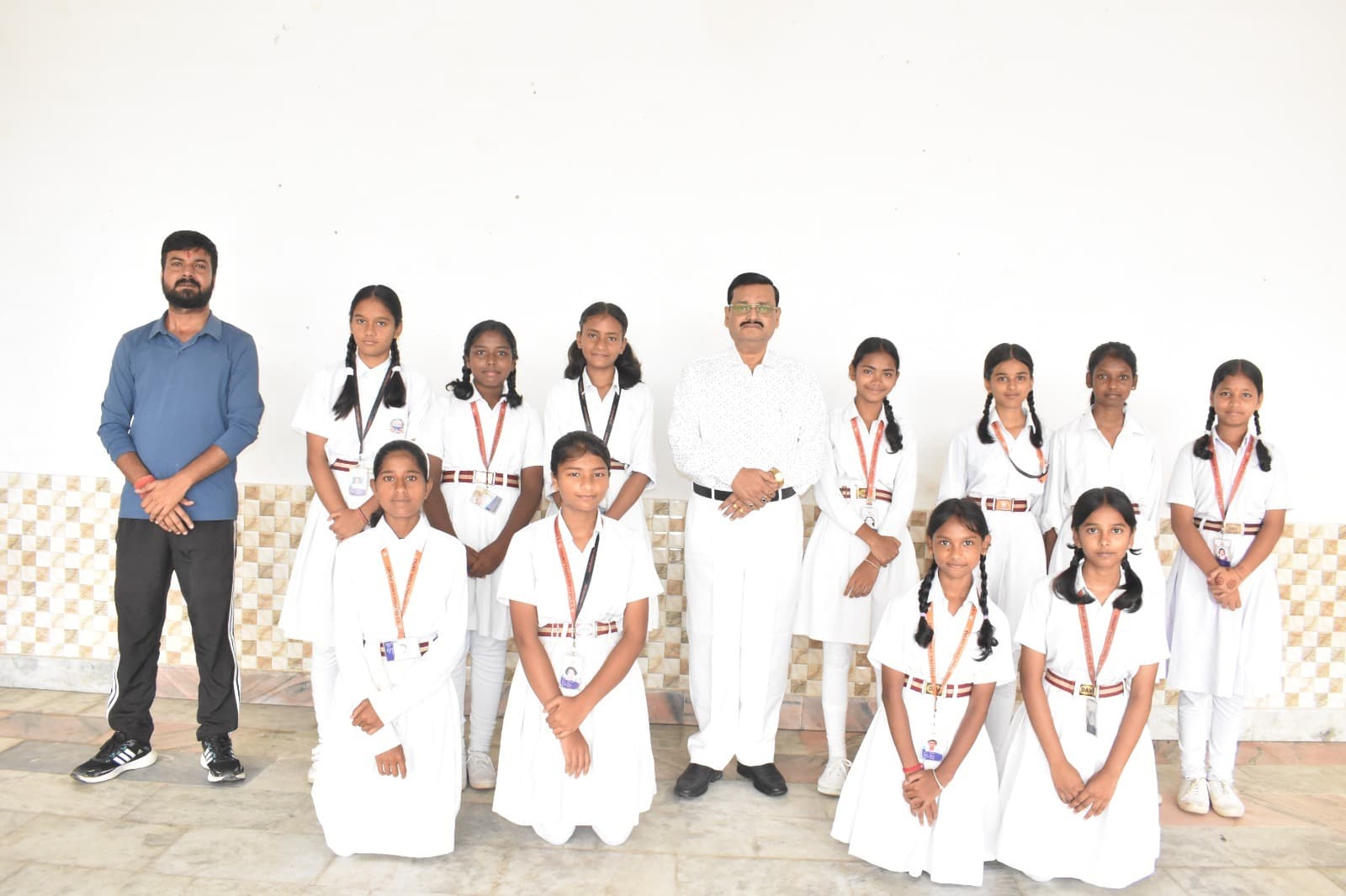 खेल स्पर्धा में भाग लेने लिए डीएवी की टीम देवघर रवाना