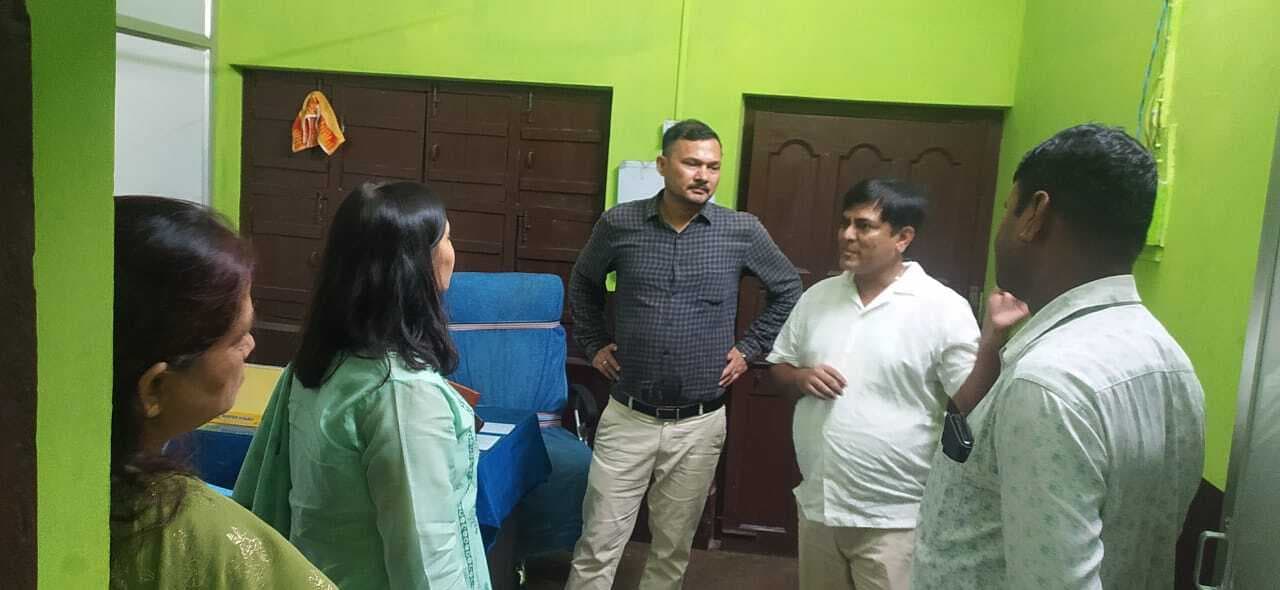 Bokaro News : बिना लाइसेंस कर रहे थे अल्ट्रासाउंड, मांगा स्पष्टीकरण