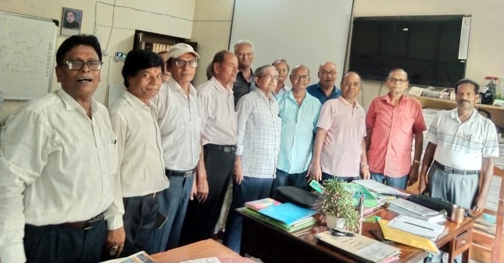 ग्रुप बीमा की राशि के लिए अब मुकदमा करेगा विवि सेवानिवृत शिक्षक संघ