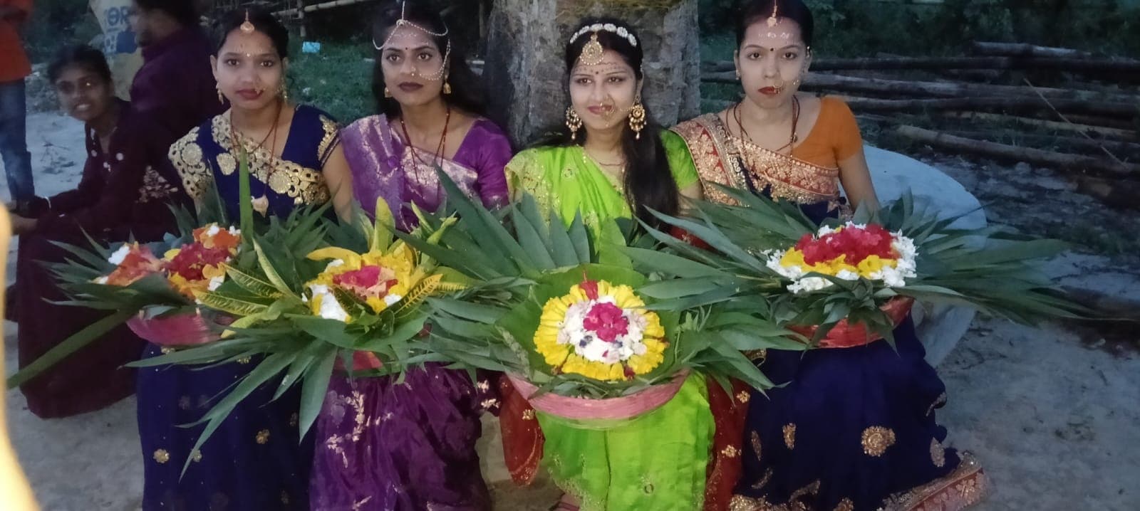 Sitamarhi : धूमधाम से मनाई जा रहा है पारंपरिक एवं ऐतिहासिक मधुश्रावणी पर्व
