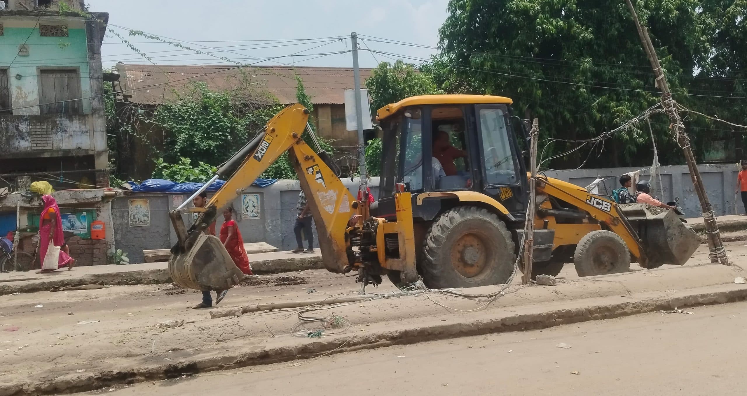 शहर में अतिक्रमण पर चला प्रशासन का डंडा