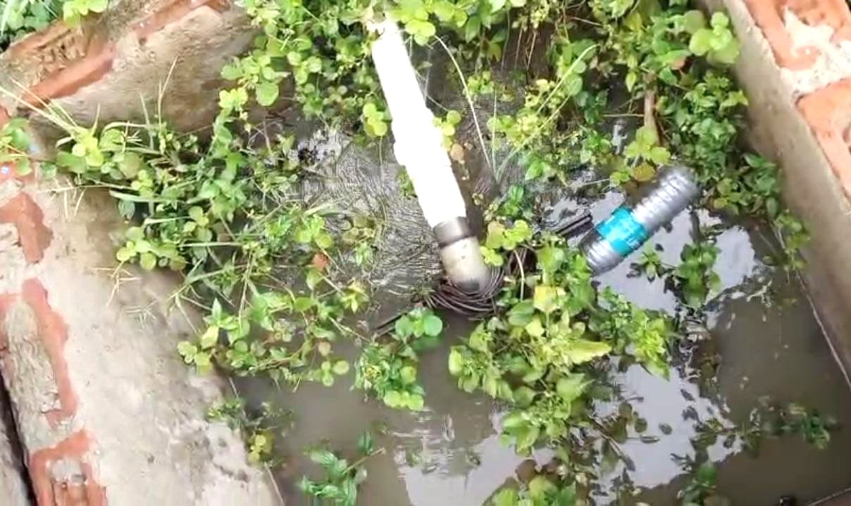 Aurangabad News : हैबसपुर के वार्ड आठ में ग्रामीण नल जल का गंदा पानी पीने को मजबूर