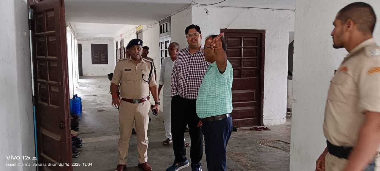 जिला मुख्यालय के 12 केंद्रों पर शांतिपूर्ण हुई सिपाही भर्ती लिखित परीक्षा