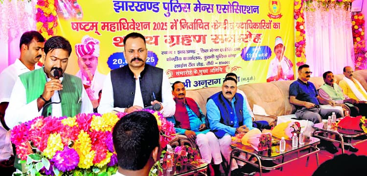 Ranchi News : स्वाभाविक मौत पर भी जवान के आश्रितों को मिलेंगे 10 लाख : डीजीपी