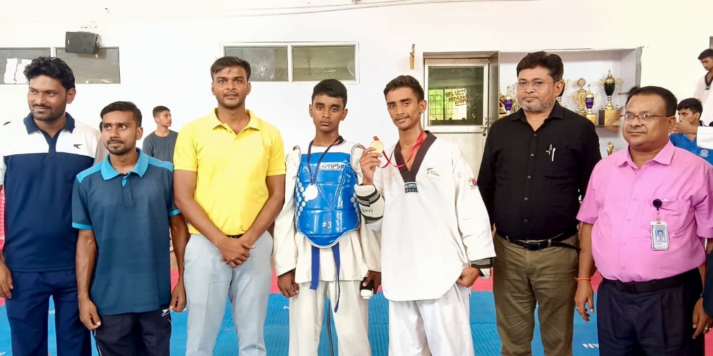 डीएवी स्पोर्ट्स क्लस्टर मीट में सेमरा डीएवी के छात्रों का शानदार प्रदर्शन