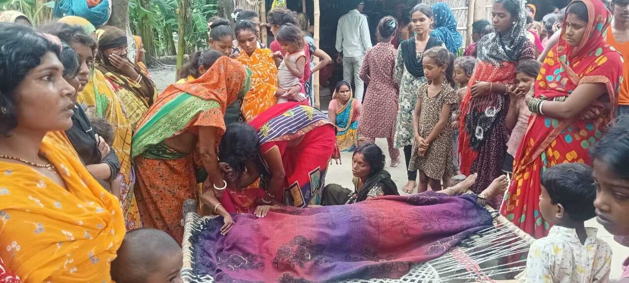 hajipur news. करेंट की चपेट में आने से महिला की मौत