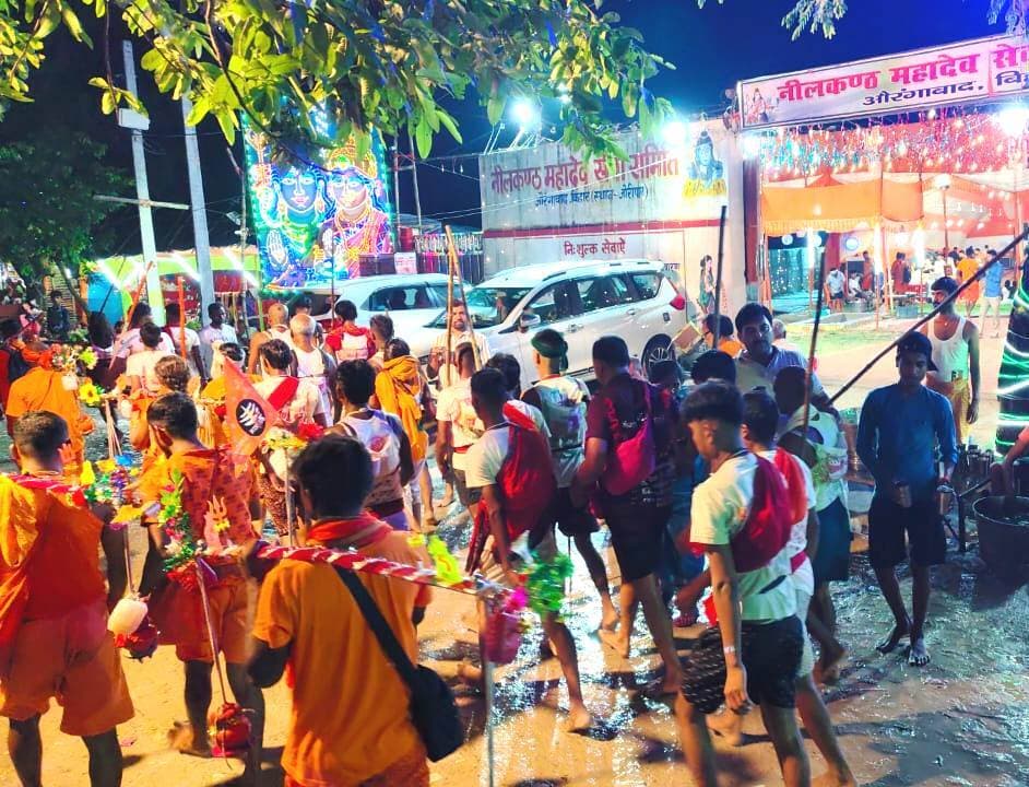 सेवा शिविर के माध्यम से की जा रही डाक बम की स्पेशल सेवा