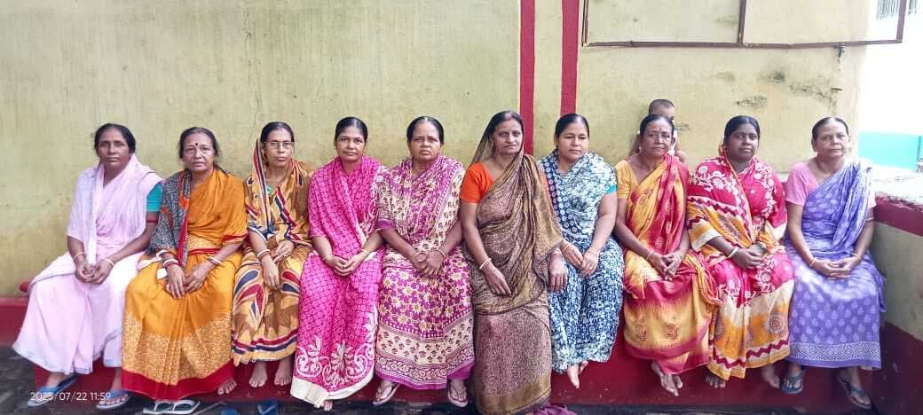 इंटरनेट पर फैल रही अश्लीलता, नैतिक मूल्यों की नींव रखनी जरूरी