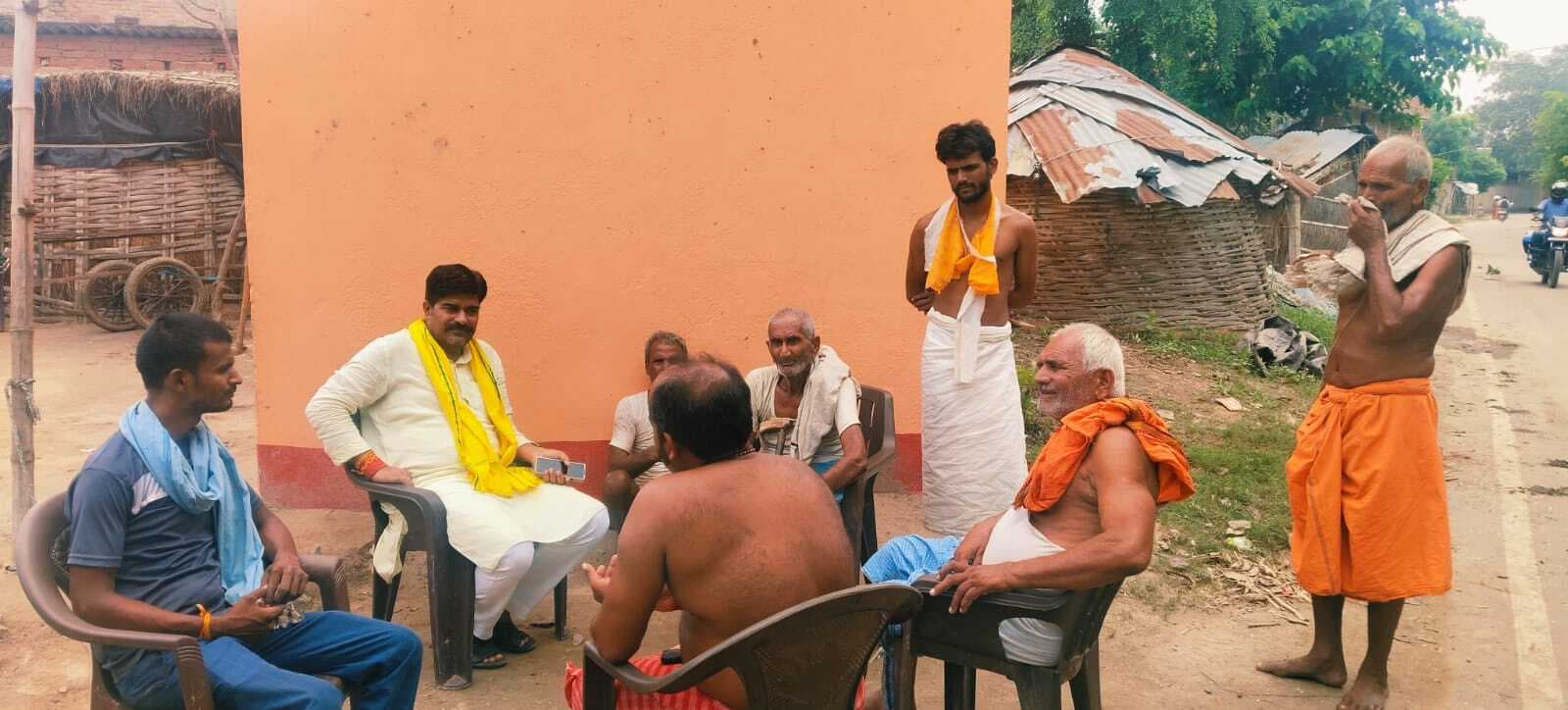 Samastipur News:मृतक के परिजनों से मिलकर दी सांत्वना