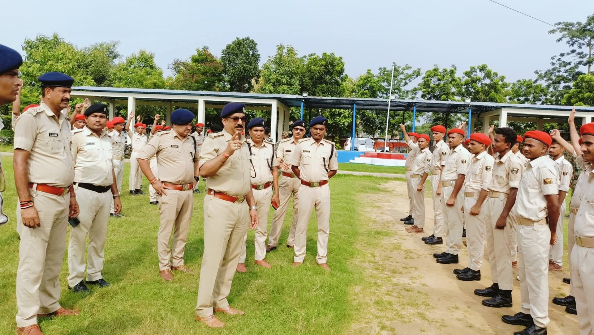 नवनियुक्त सिपाहियों का प्रशिक्षण सत्र शुरू
