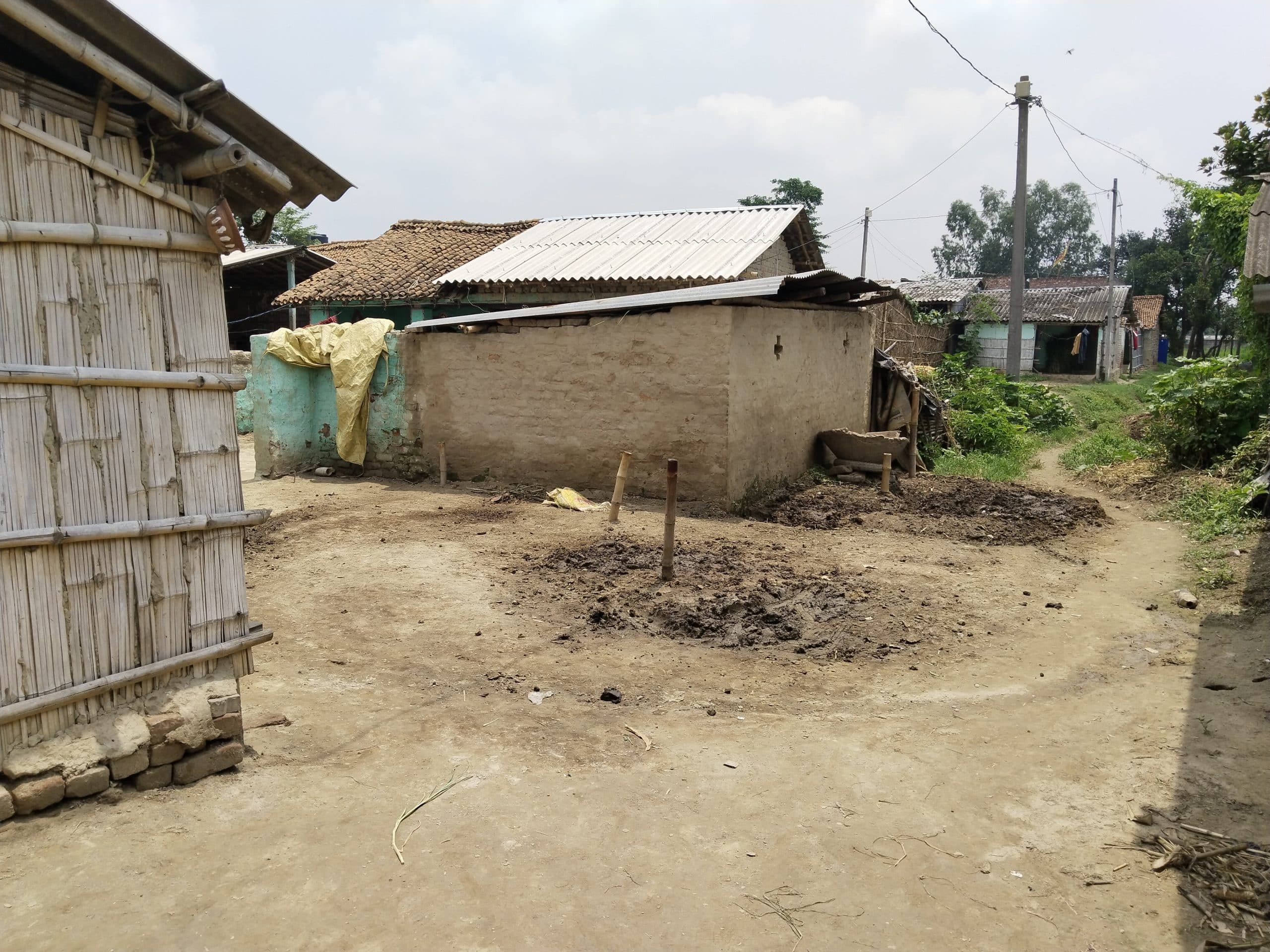 पुलिस पर हमला मामले में 15 नामजद व 10 अज्ञात लोगों पर एफआईआर दर्ज