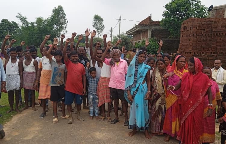 Giridih News: गैर मजरुआ जमीन की बंदोबस्ती और कब्जे के खिलाफ ग्रामीण गोलबंद