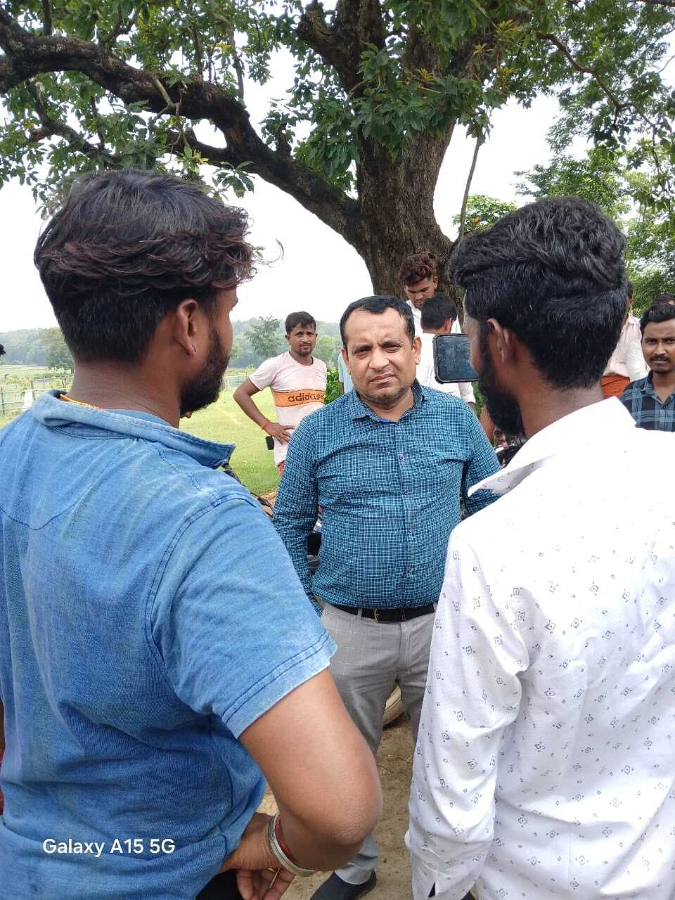 Giridih News: पंदनाकला में डोभा में डूब कर किशोर की मौत