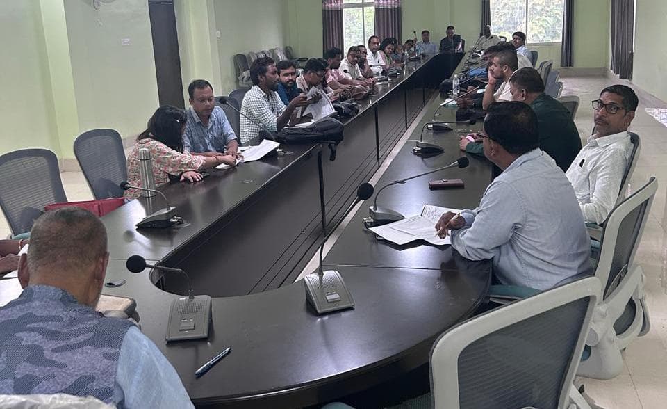 कॉलेज के स्थापना दिवस की तैयारी पर चर्चा