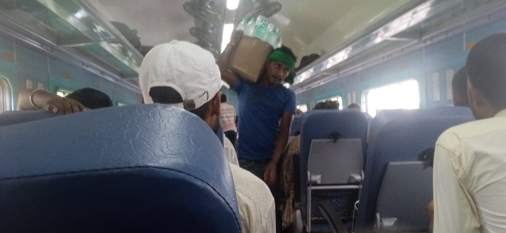 अवैध वेंडर पर लगाम की तैयारी, आधार के साथ नये प्रारूप में बनेगा आईडी कार्ड