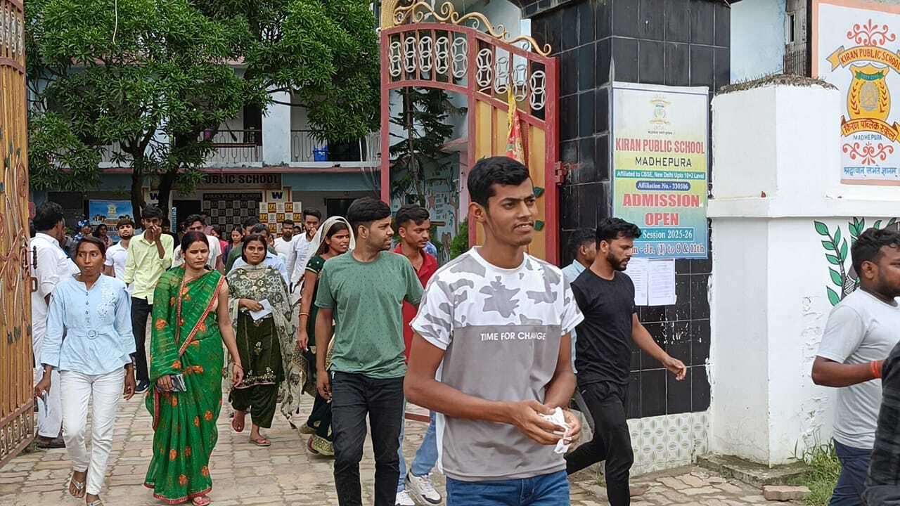 जिले के 15 केंद्रों पर सिपाही भर्ती की परीक्षा