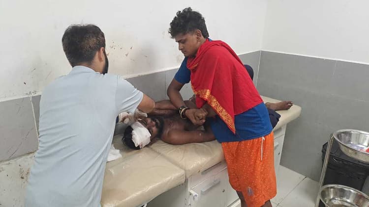 सदर अस्पताल में जख्मी शराबी ने किया हंगामा