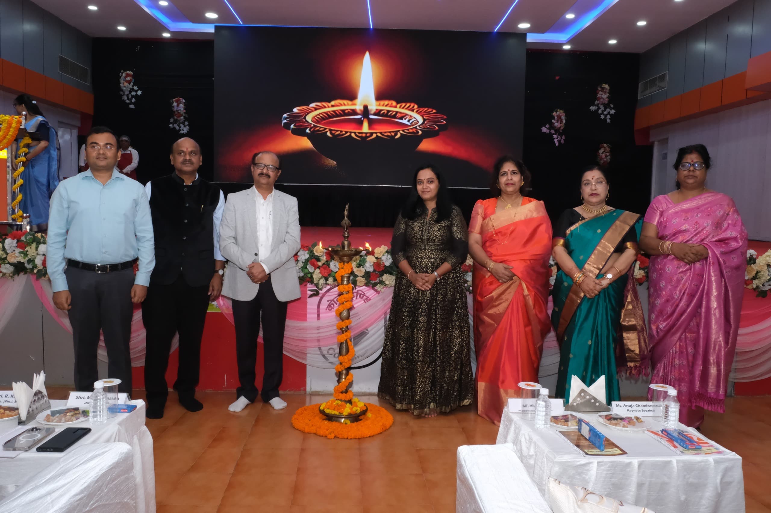 Dhanbad News: नेतृत्व है आत्मज्ञान, संवेदना व जिम्मेदारी से उपजा गुण : चंद्रमौली