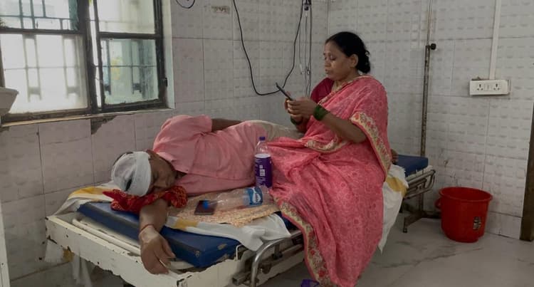 Samastipur : चोरी के आरोपित को गिरफ्तार करने पहुंची पुलिस टीम पर हमला