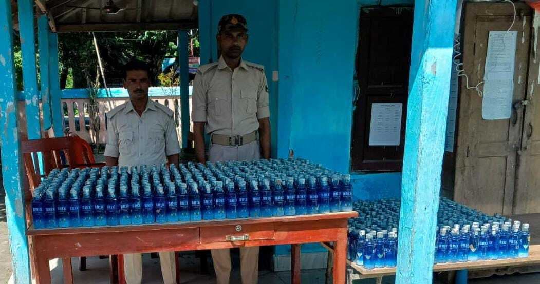 675 बोतल नेपाली शराब बरामद