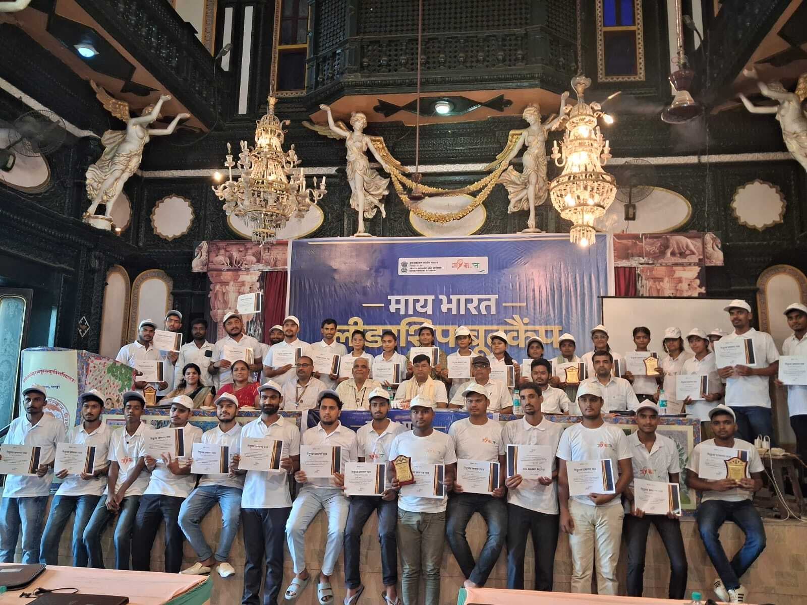 Darbhanga News: युवाओं में नेतृत्व क्षमता विकसित करना समय की मांग