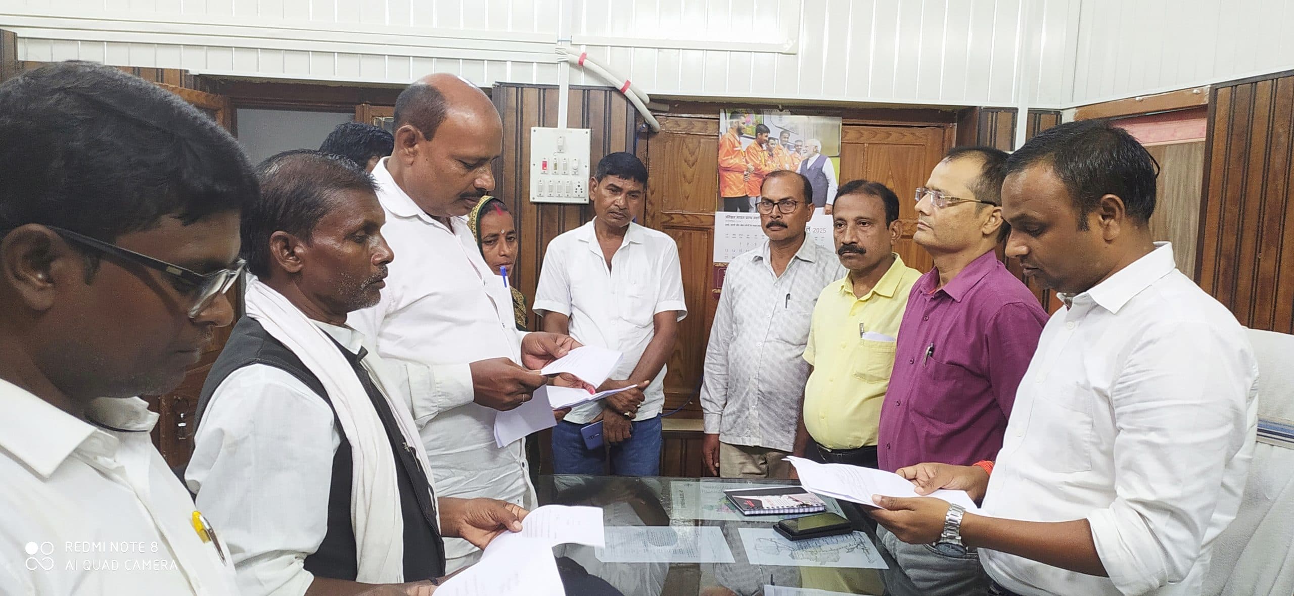 सरपंच, वार्ड सदस्य व पंचों को दिलायी शपथ