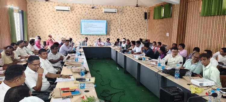 Giridih News :जिला संसाधन समूह के सदस्यों को दिया गया प्रशिक्षण