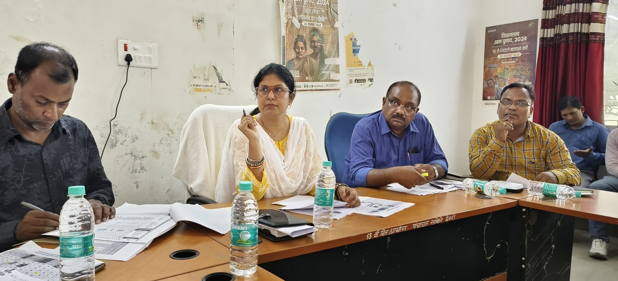 Giridih News :योजनाओं को धरातल पर उतारना प्राथमिकता : डीडीसी