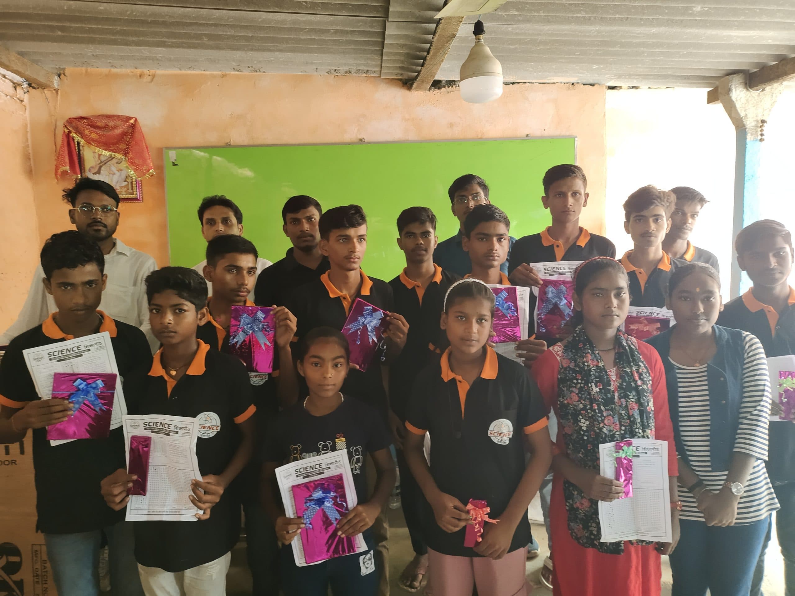 Samastipur News:बिहार पॉलिटेक्निक में टॉपर विकास को किया गया सम्मानित