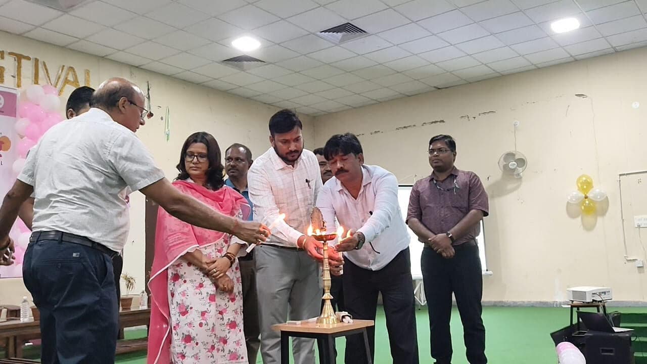 इंजीनियरिंग कॉलेज में फेस्टिवल 2025 का आयोजन