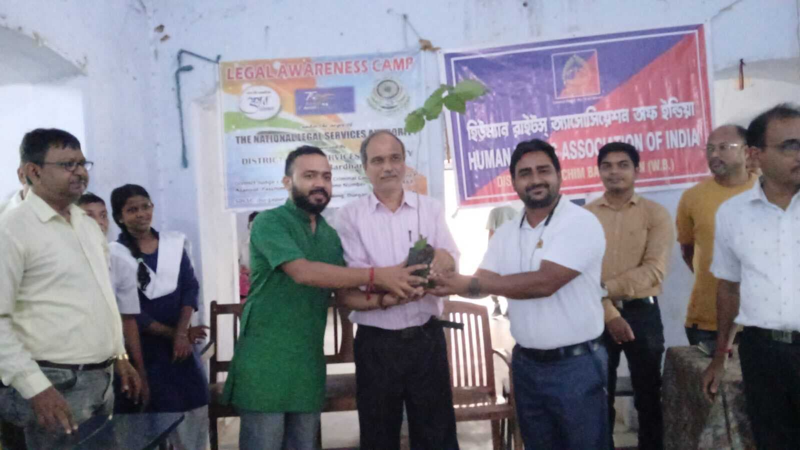 छात्रों को साइबर अपराध से बचाव की दी गयी जानकारी