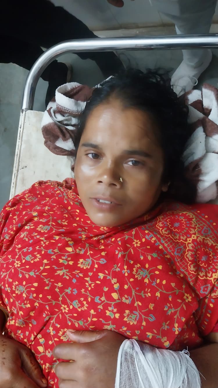 Giridih News: कोंडराटांड़ में इलाज कराने जा रही सास बहू को गोतिया ने मारपीट कर किया घायल